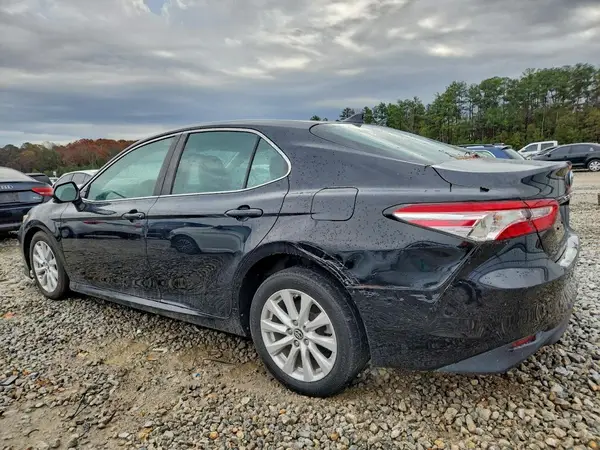 4T1B11HK9KU246232 2019 TOYOTA CAMRY - Image 2