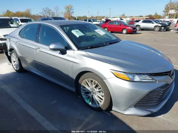 4T1B11HK9KU251754 2019 TOYOTA CAMRY - Image 1