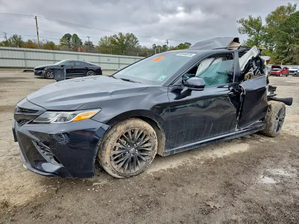 4T1B11HK9KU257876 2019 TOYOTA CAMRY - Image 1