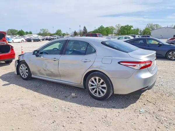 4T1B11HK9KU258431 2019 TOYOTA CAMRY - Image 2