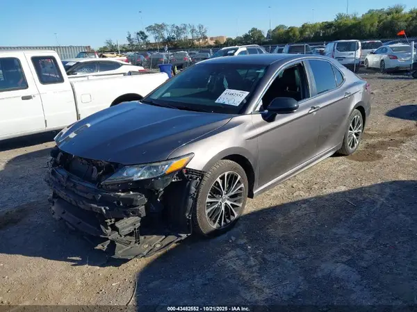 4T1B11HK9KU259594 2019 TOYOTA CAMRY - Image 2