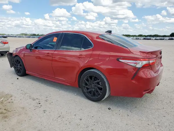 4T1B11HK9KU261586 2019 TOYOTA CAMRY - Image 2