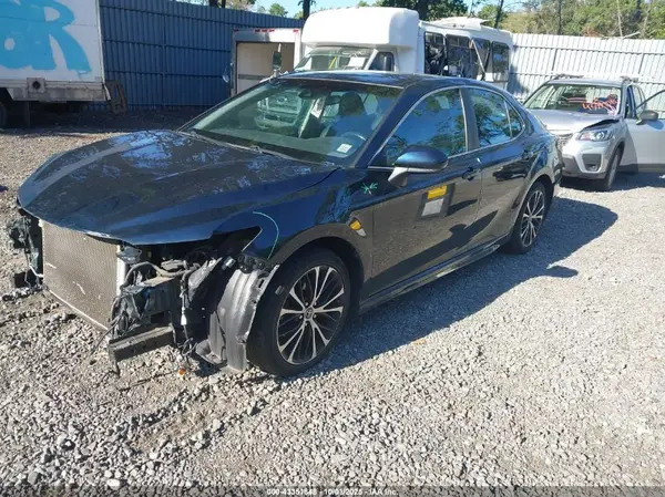 4T1B11HK9KU261801 2019 TOYOTA CAMRY - Image 2
