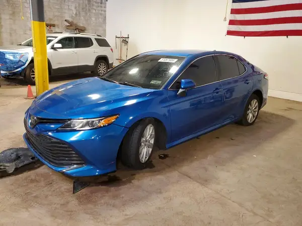 4T1B11HK9KU264942 2019 TOYOTA CAMRY - Image 1