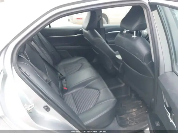 4T1B11HK9KU267453 2019 TOYOTA CAMRY - Image 8