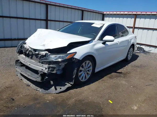 4T1B11HK9KU267985 2019 TOYOTA CAMRY - Image 2
