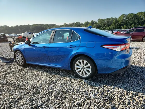 4T1B11HK9KU268523 2019 TOYOTA CAMRY - Image 2