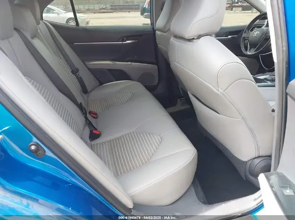 4T1B11HK9KU269736 2019 TOYOTA CAMRY - Image 8