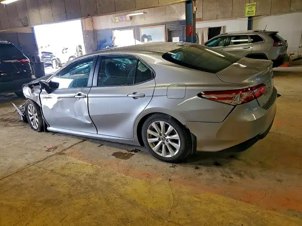 4T1B11HK9KU270045 2019 TOYOTA CAMRY - Image 2