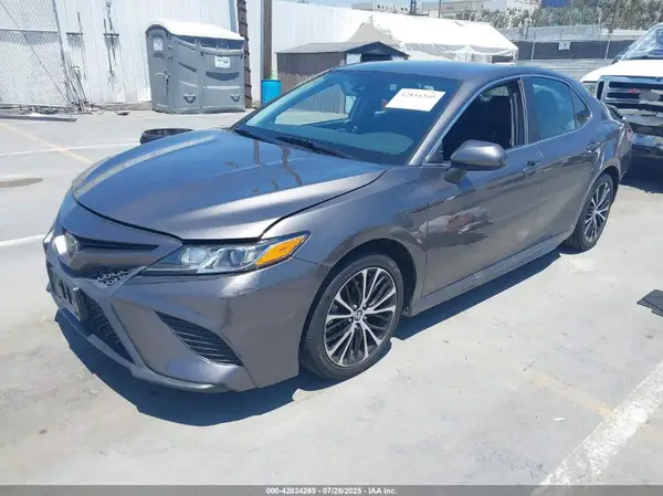 4T1B11HK9KU270126 2019 TOYOTA CAMRY - Image 2