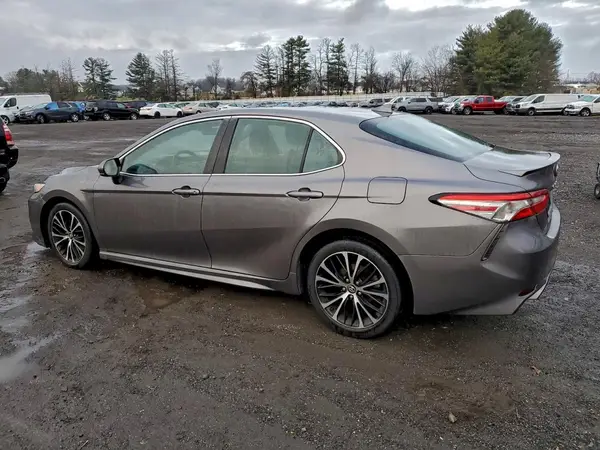 4T1B11HK9KU274449 2019 TOYOTA CAMRY - Image 2