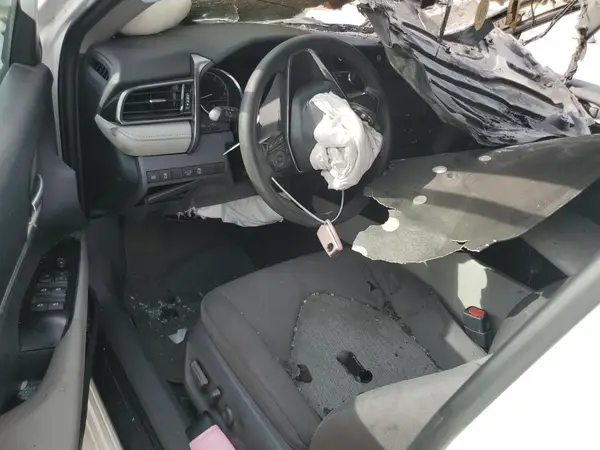 4T1B11HK9KU275780 2019 TOYOTA CAMRY - Image 8