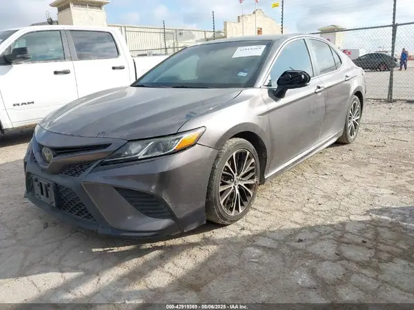 4T1B11HK9KU278954 2019 TOYOTA CAMRY - Image 2