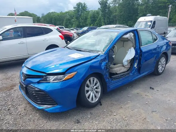 4T1B11HK9KU285127 2019 TOYOTA CAMRY - Image 2