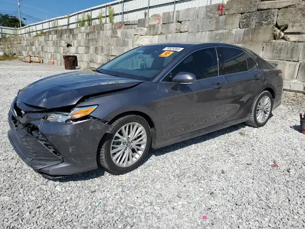 4T1B11HK9KU293597 2019 TOYOTA CAMRY - Image 1