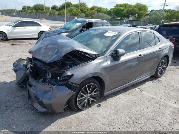 4T1B11HK9KU294703 2019 TOYOTA CAMRY - Image 2