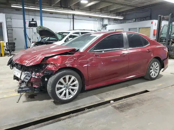 4T1B11HK9KU680909 2019 TOYOTA CAMRY - Image 1