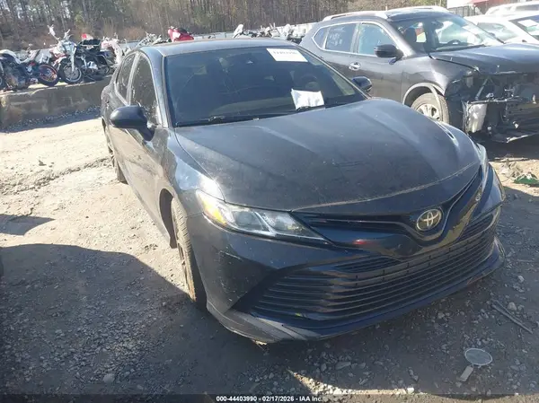4T1B11HK9KU682515 2019 TOYOTA CAMRY - Image 1