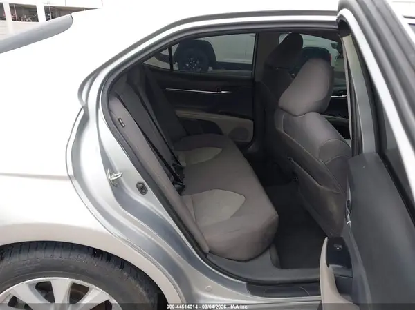 4T1B11HK9KU688704 2019 TOYOTA CAMRY - Image 8