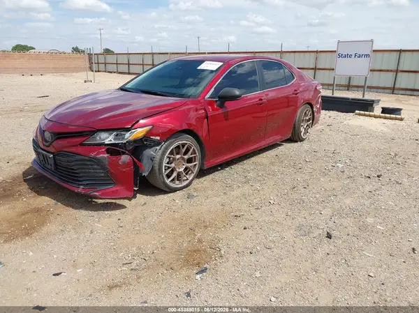 4T1B11HK9KU700074 2019 TOYOTA CAMRY - Image 2