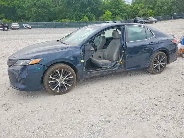 4T1B11HK9KU700284 2019 TOYOTA CAMRY - Image 1