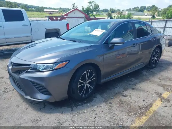 4T1B11HK9KU701290 2019 TOYOTA CAMRY - Image 2