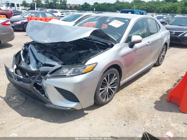 4T1B11HK9KU705873 2019 TOYOTA CAMRY - Image 2