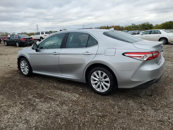 4T1B11HK9KU706151 2019 TOYOTA CAMRY - Image 2
