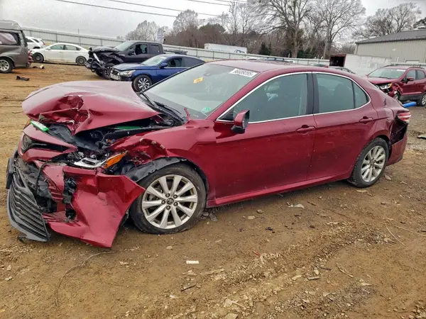4T1B11HK9KU707638 2019 TOYOTA CAMRY - Image 1