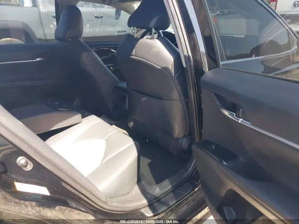 4T1B11HK9KU713259 2019 TOYOTA CAMRY - Image 8