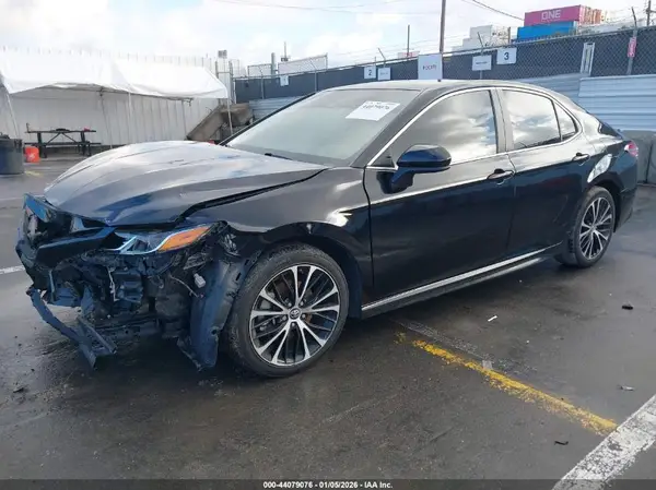 4T1B11HK9KU713729 2019 TOYOTA CAMRY - Image 2