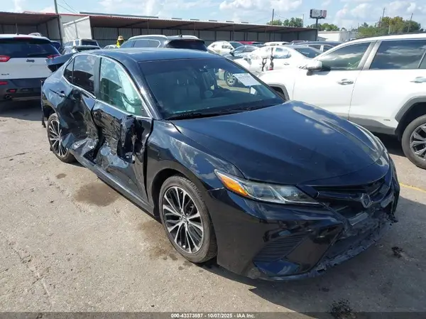 4T1B11HK9KU714265 2019 TOYOTA CAMRY - Image 1
