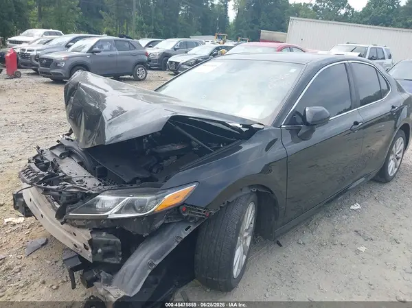 4T1B11HK9KU715562 2019 TOYOTA CAMRY - Image 2