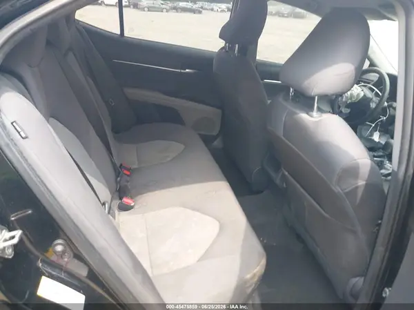 4T1B11HK9KU715562 2019 TOYOTA CAMRY - Image 8