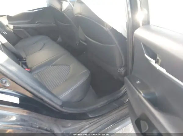 4T1B11HK9KU722687 2019 TOYOTA CAMRY - Image 8