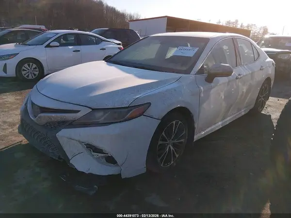 4T1B11HK9KU722690 2019 TOYOTA CAMRY - Image 2