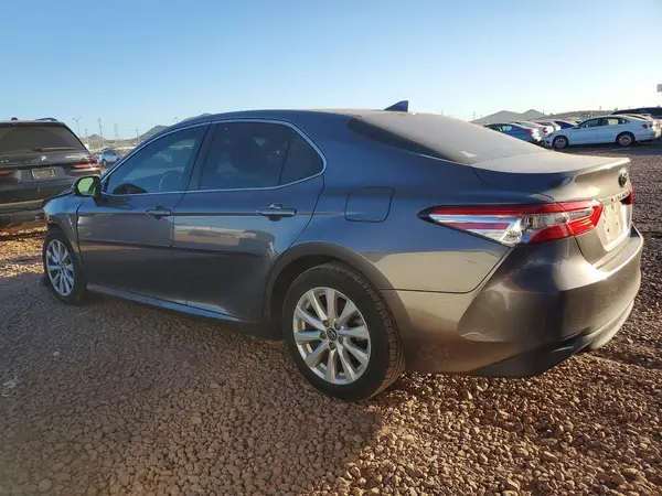 4T1B11HK9KU723872 2019 TOYOTA CAMRY - Image 2