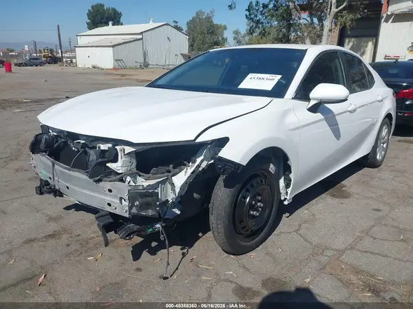 4T1B11HK9KU724388 2019 TOYOTA CAMRY - Image 2