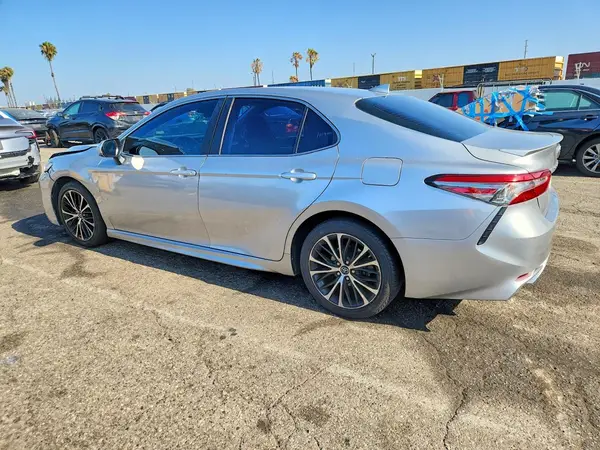 4T1B11HK9KU725623 2019 TOYOTA CAMRY - Image 2