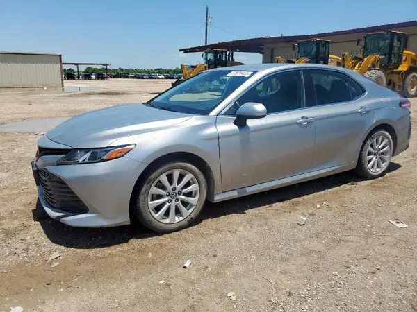4T1B11HK9KU729395 2019 TOYOTA CAMRY - Image 1