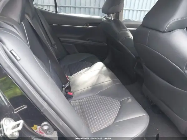 4T1B11HK9KU729591 2019 TOYOTA CAMRY - Image 8
