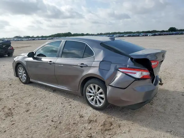 4T1B11HK9KU730708 2019 TOYOTA CAMRY - Image 2