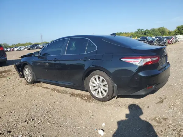 4T1B11HK9KU732913 2019 TOYOTA CAMRY - Image 2