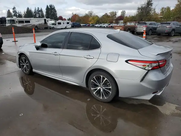 4T1B11HK9KU733737 2019 TOYOTA CAMRY - Image 2
