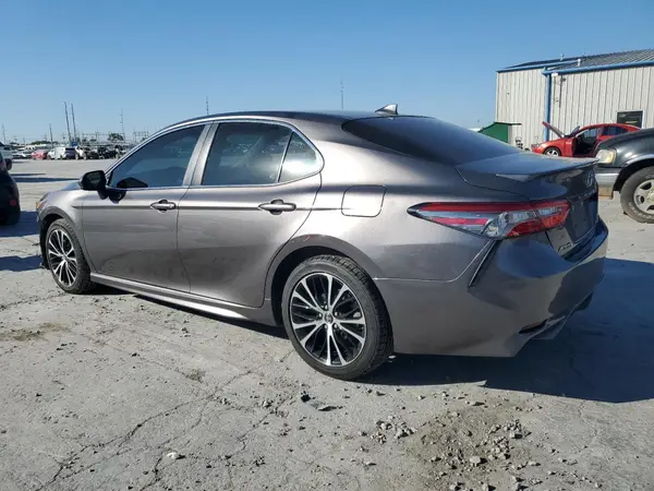 4T1B11HK9KU738839 2019 TOYOTA CAMRY - Image 2