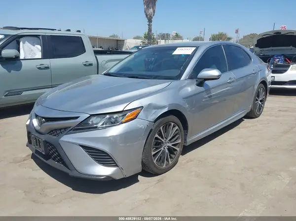 4T1B11HK9KU739716 2019 TOYOTA CAMRY - Image 2