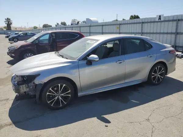4T1B11HK9KU743281 2019 TOYOTA CAMRY - Image 1