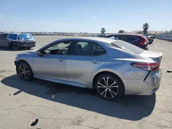 4T1B11HK9KU743281 2019 TOYOTA CAMRY - Image 2