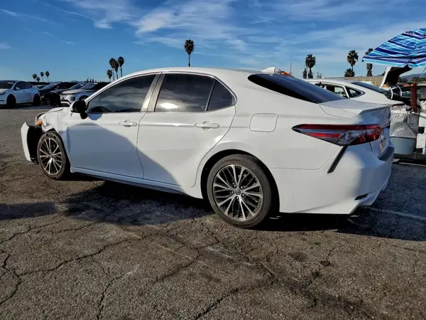 4T1B11HK9KU744964 2019 TOYOTA CAMRY - Image 2