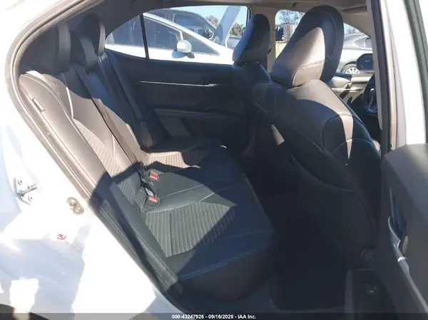 4T1B11HK9KU746763 2019 TOYOTA CAMRY - Image 8